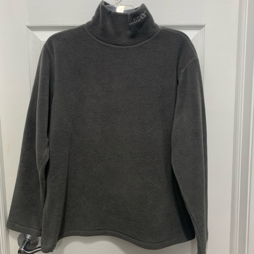 DKNY SIZE M